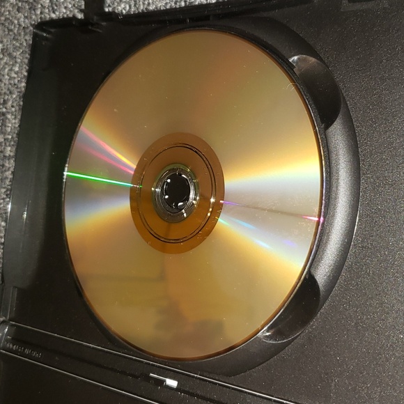 Multiple DVD's - Picture 12 of 16